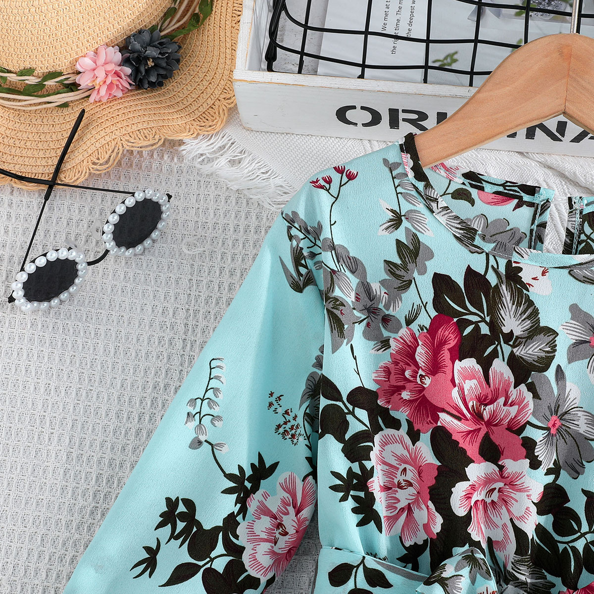 2024 Sommer neues zweiteiliges Set mit Blumendruck für Mädchen und Kinder mit langen Ärmeln und Gürtel_voghion.com