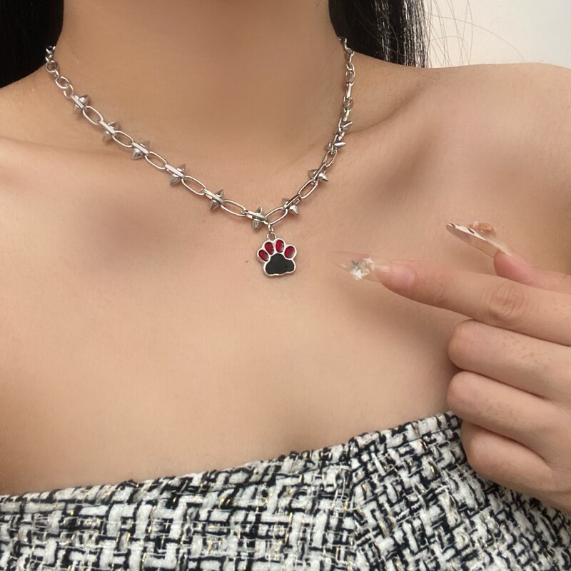 Rebel Meat Ball Cat Claw Rivet Necklace y2k Spice Girls Dark Rock Punk Sweet Cool Red Black Ins Niche All-Match