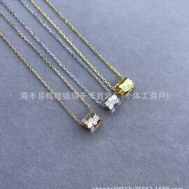18玫瑰金时尚V金美格CNC蜂巢间钻项链轻奢光面满钻小蛮腰吊坠跨境