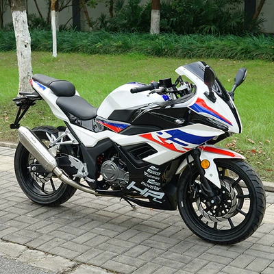 New Licensed Vehicle, Imitation – Motosikletlər