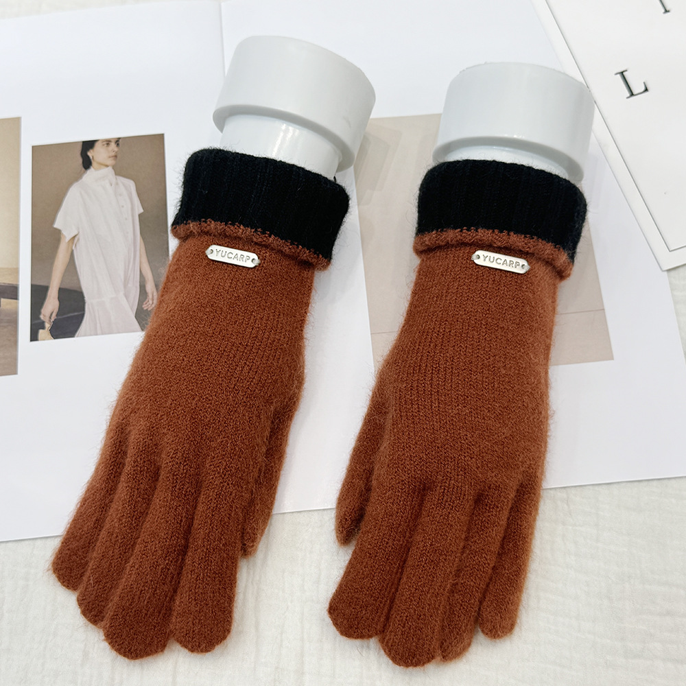 Otoño y invierno de color sólido nuevo guante de punto de moda con pantalla táctil al aire libre a prueba de viento y calor a prueba de frío de cinco dedos guantes largos