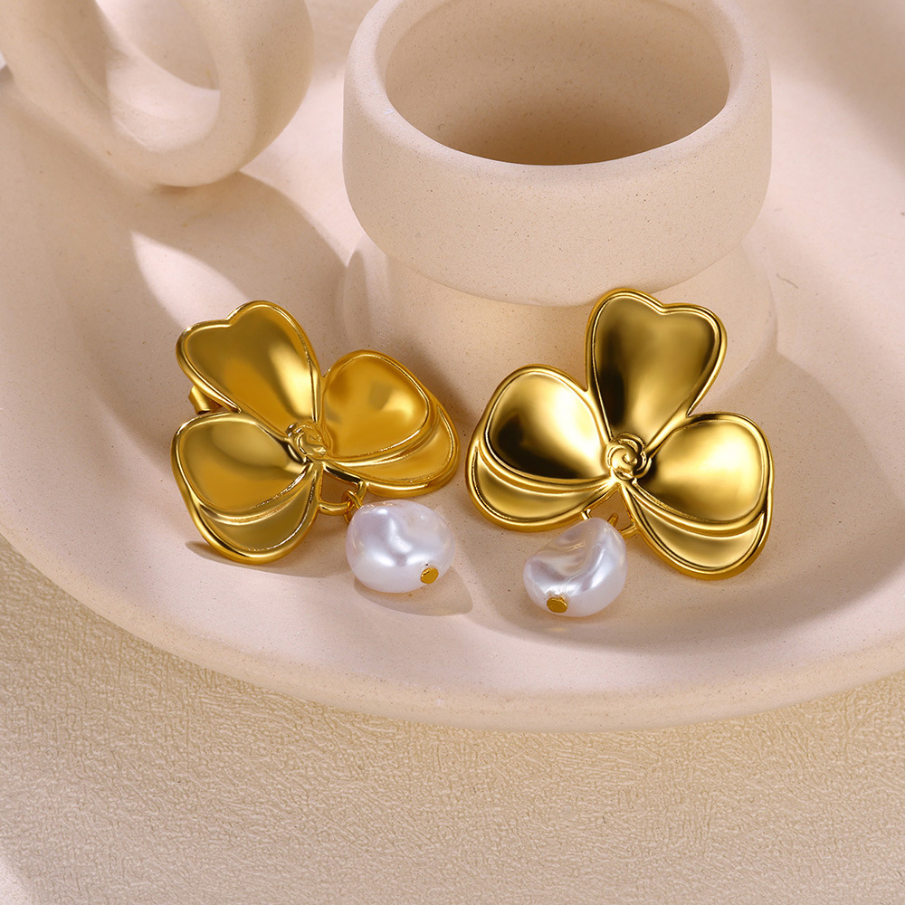 13g Weight 0.03µm-0.05µm Gold Plating Thickness PVD Coated Gold Plating Process 304 Stainless Steel Ear Needle Material Real Gold Plated Plating Material Stone-Free Inlay Material Ear Studs Classification 18K Gold Plating Color 1 Pair Quantity Daily Occasion 304 Stainless Steel Material Shamrock, Flower Pattern Women's Gender Vintage Style Style Waterproof Non Tarnish Craft PVD Coated Real Gold Plated 18K Gold Shamrock Flower 304 Stainless Steel Vintage Style Waterproof Non Tarnish Ear Studs 24