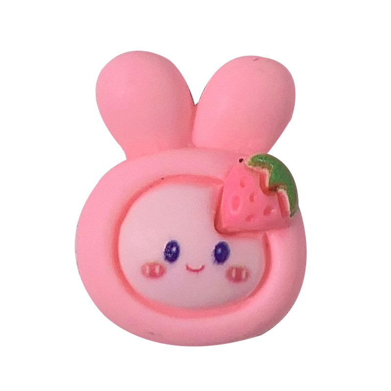 Ventas calientes de dibujos animados de fresa piezas de resina diy crema pegamento caja de teléfono móvil accesorios para el cabello clip de cabello botones de zapatos materiales hechos a mano
