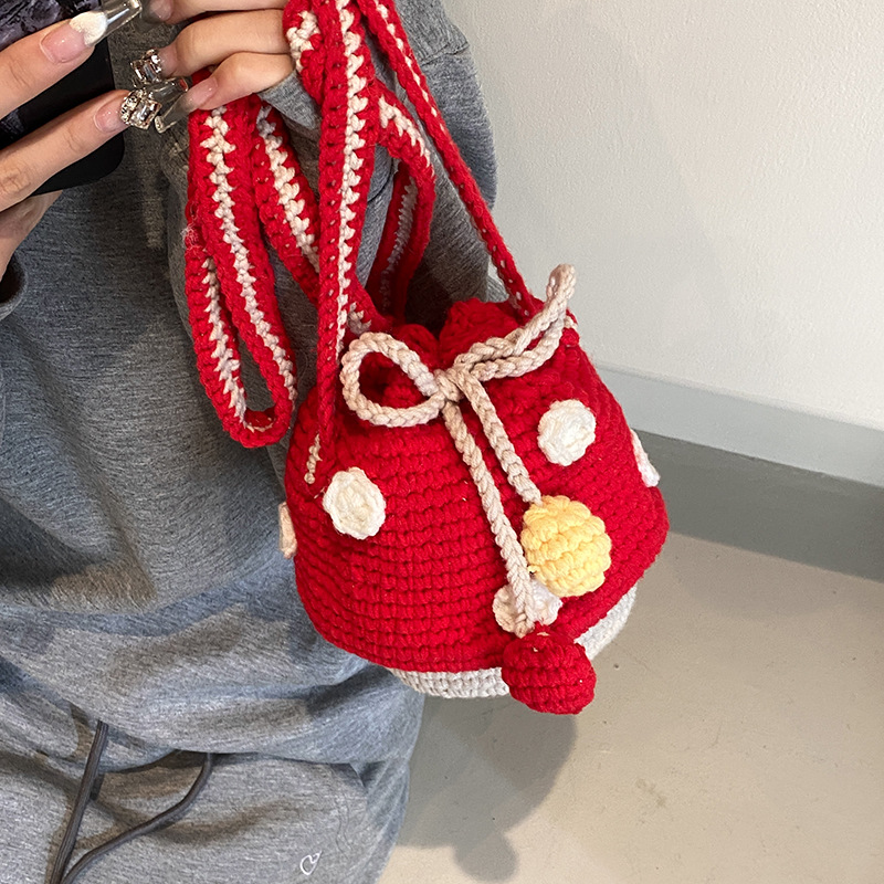 Productos acabados gancho de lana, bolsas de hombro para niños y niñas, lindas bolsas de cubo de agua para bebés, nuevas bolsas mini para niños