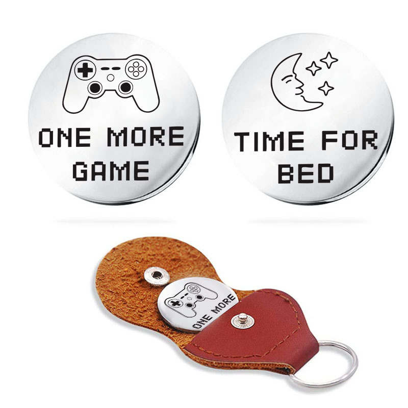 Nuevo divertido destino flip moneda regalo acero inoxidable juego de doble cara/tiempo de dormir llavero decisión