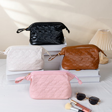 25年新款欧美时尚桃心pu化妆包百搭潮流网红厂家直销收纳旅行便携