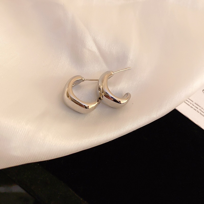 Nicho de diseño de plata amor geometría bola aguja de plata pendientes transfronterizos venta caliente minimalista viento frío fábrica de alto nivel image 9