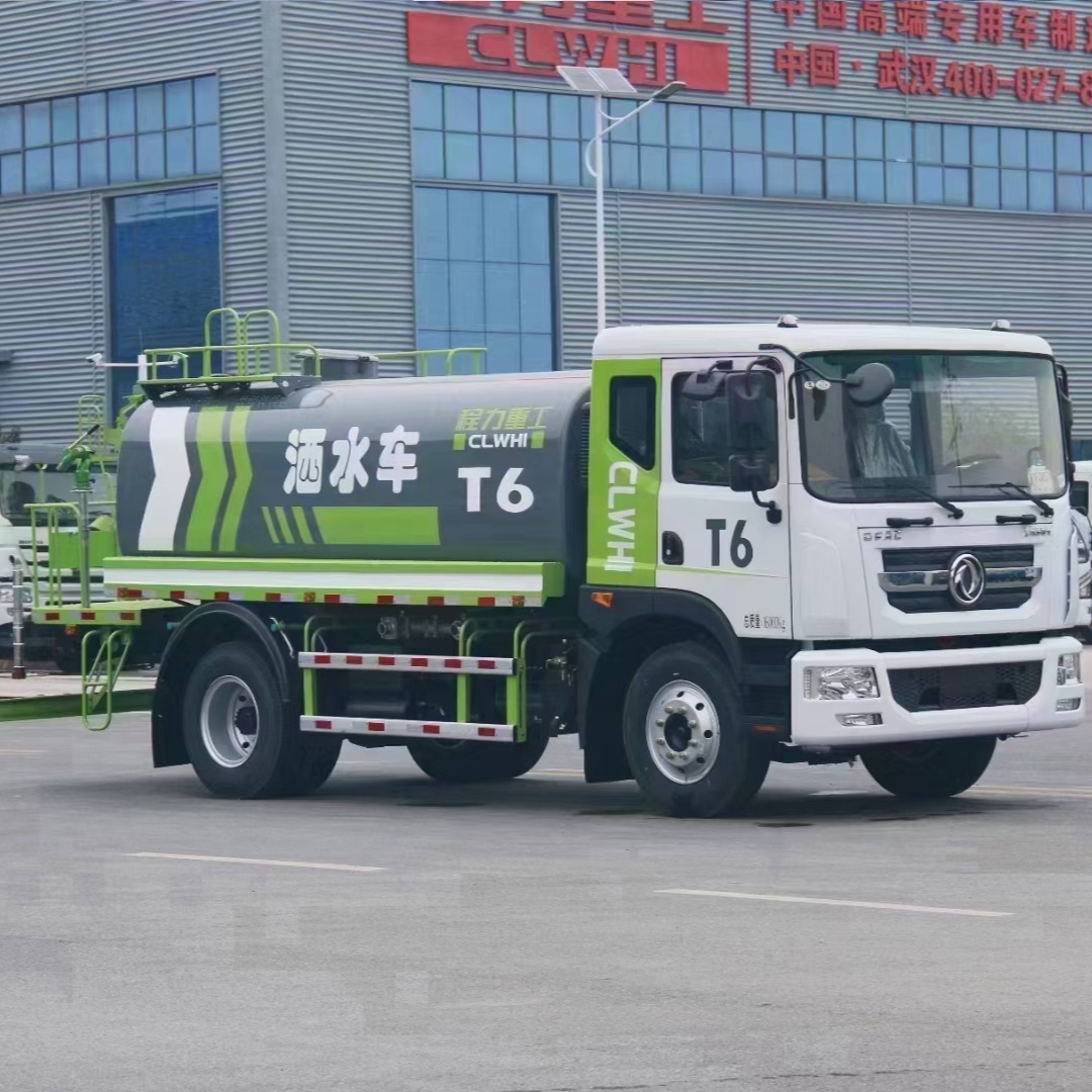 Municipal Sanitation and Greening Spray Truck Dongfeng 12 Tons, 15 Tons Sprinkler Truck Can Be Equipped with a Front-Mounted Electronic Cannon