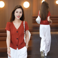 婦人服のシャツ2025は今年流行しています。