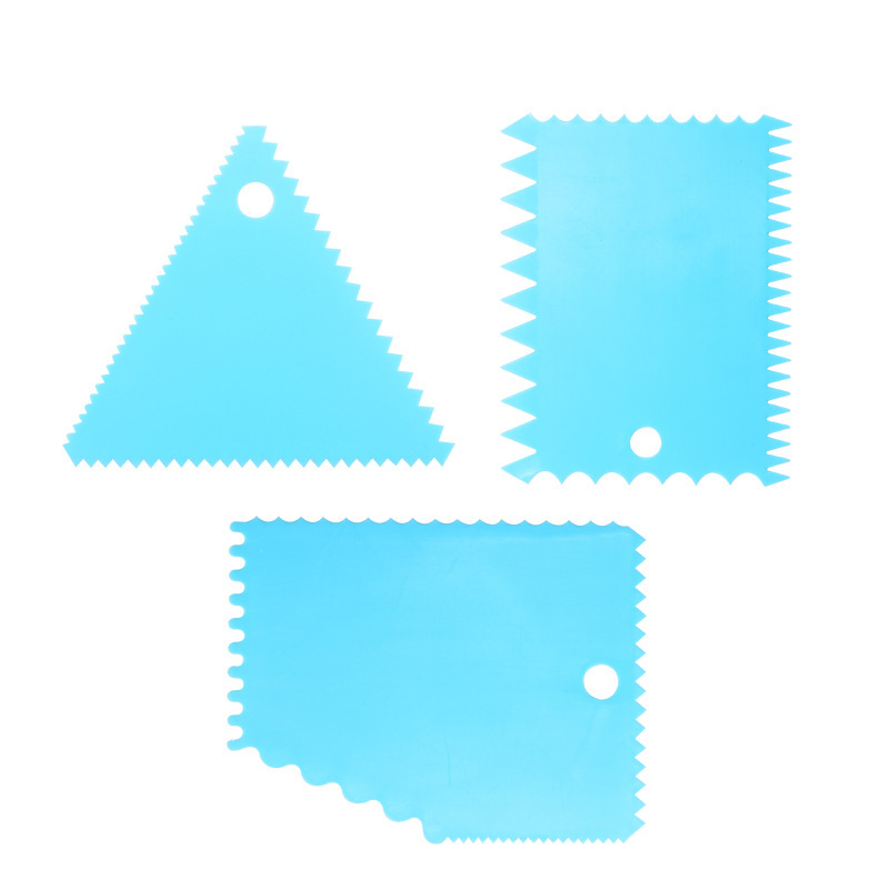 Nueva crema cortador de fideos raspador de plástico pastel herramientas de bricolaje utensilios para hornear raspador conjunto de tres piezas en stock suministro