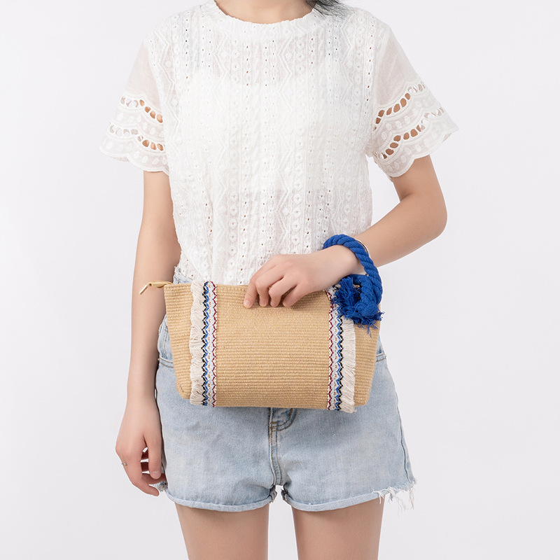 [50% discount for seasonal clearance] tassel small square bag European and American cross-border canvas small bag women's zipper clutch bag