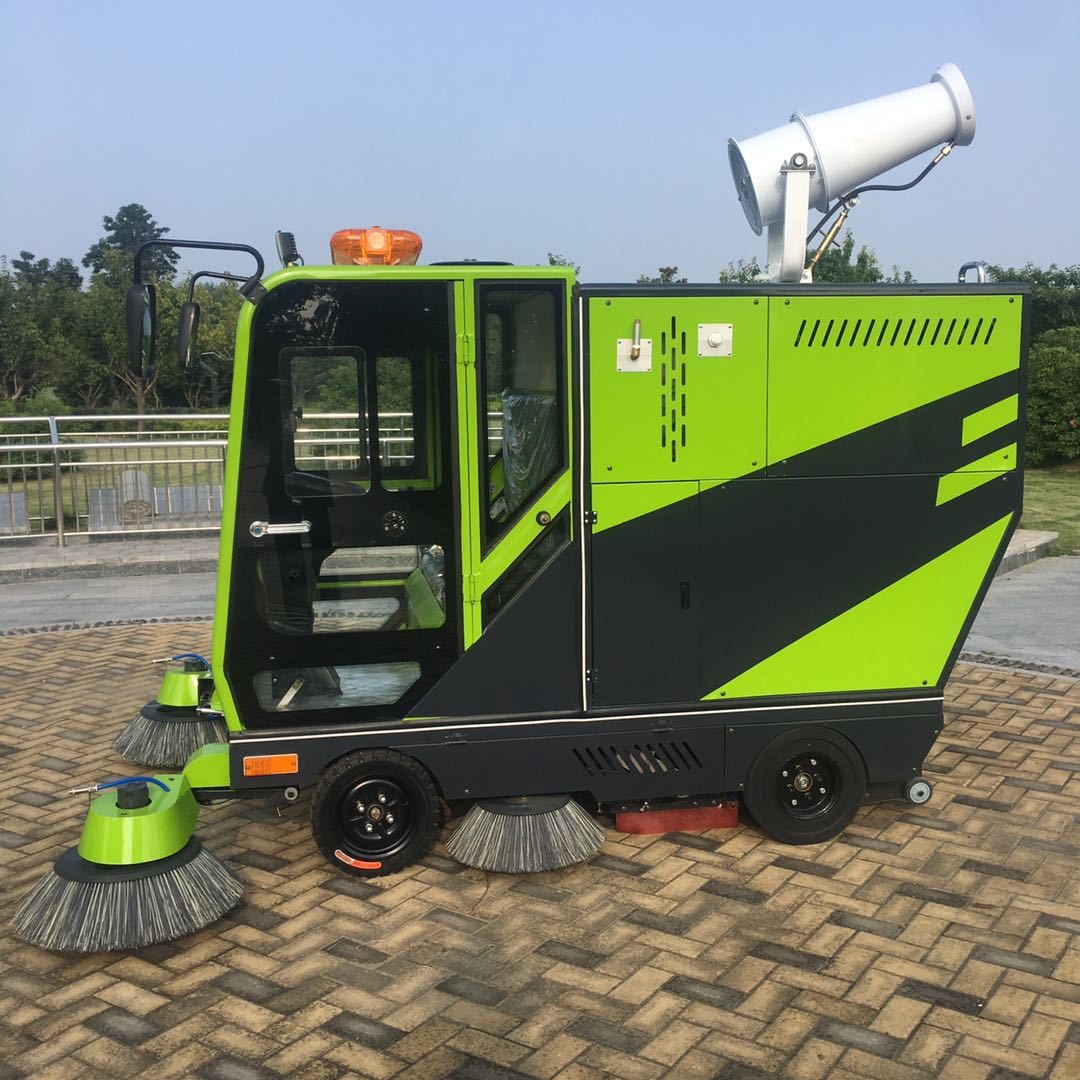 四轮电动扫地车工厂车间扫地机大型马路道路清扫车洒水吸尘一体机