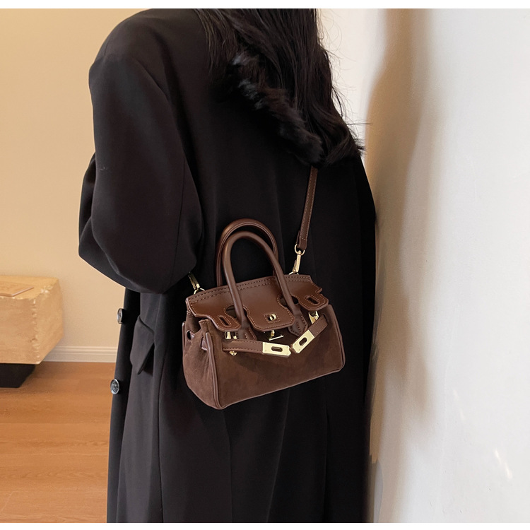 Új, népszerű retró keresztpántos táska, divatos és sokoldalú, kiváló minőségű, egy vállra akasztható táska, kicsi és népszerű kézi platina táska nőknek_voghion.com