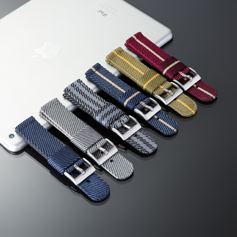 New Stylish and Trendy Color-Blocked Canvas Nylon Woven Watch Strap for Men with Quick-Release Lug, Suitable for Smart Watches