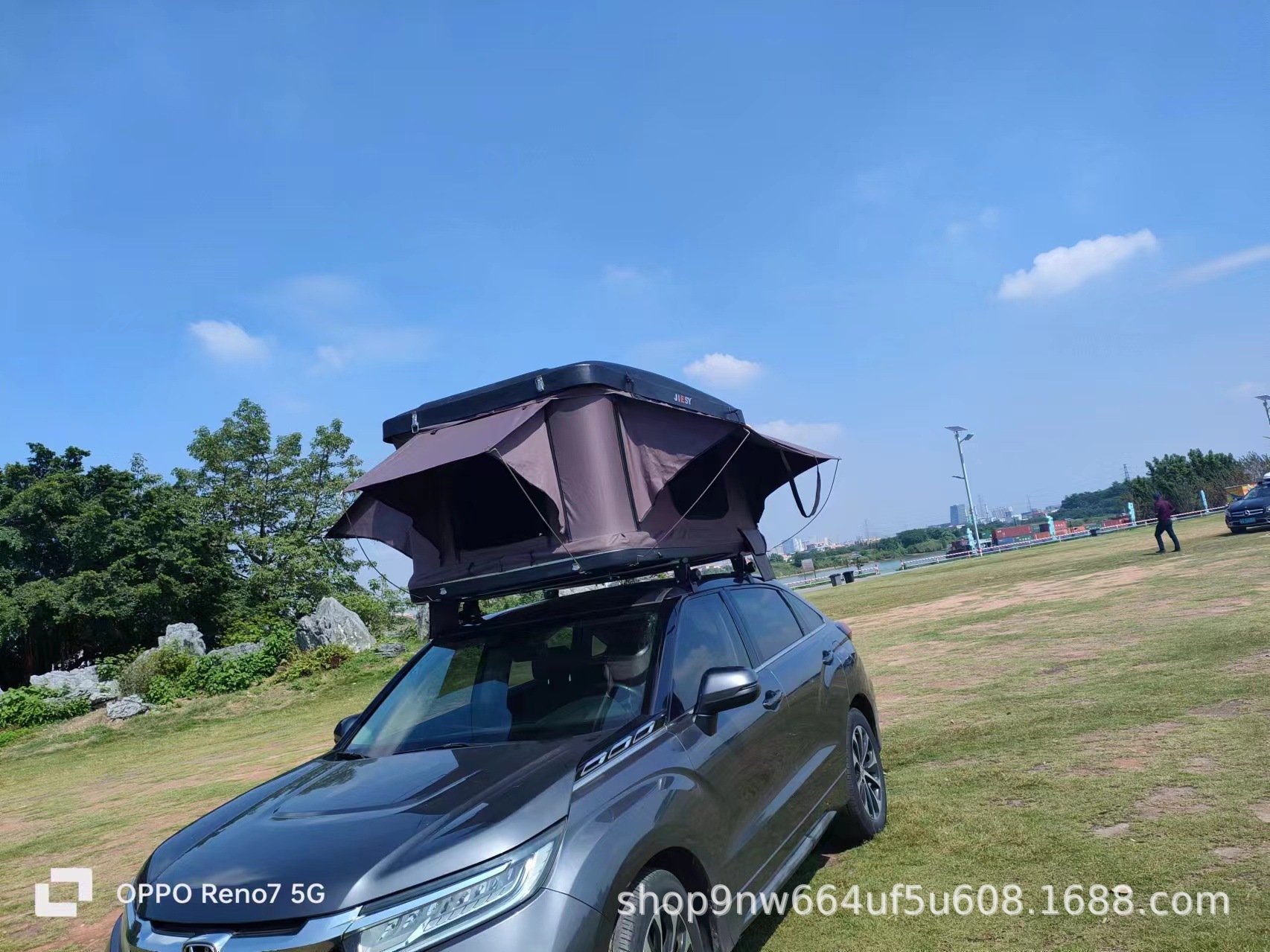 Automatic Pop-Up Car Roof Tent for Self-Driving Tours, Hard Shell Outdoor Sedan Pickup Suv Camping