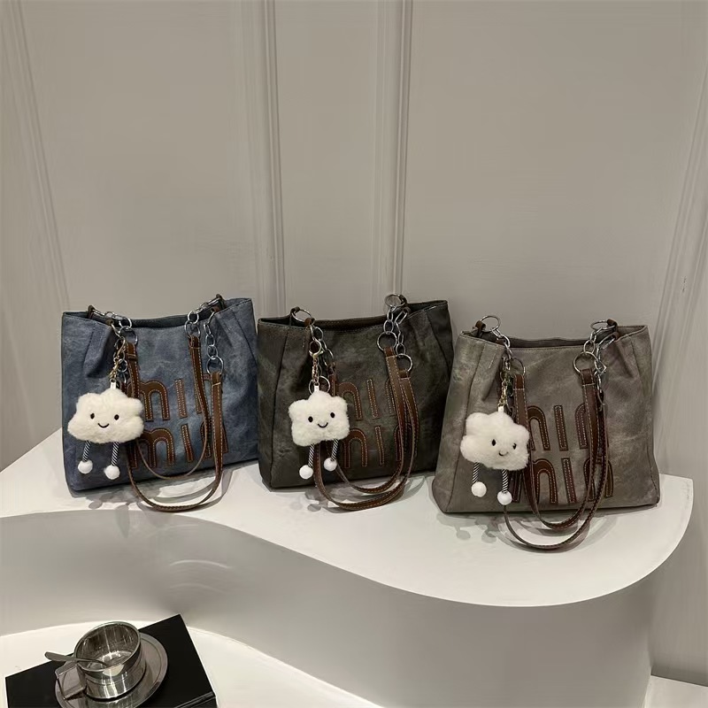 Women's Letter-Print Large-Capacity Shoulder Bag 2026 Spring New Versatile Ins Casual Bag High-End Tote Bag Trendy