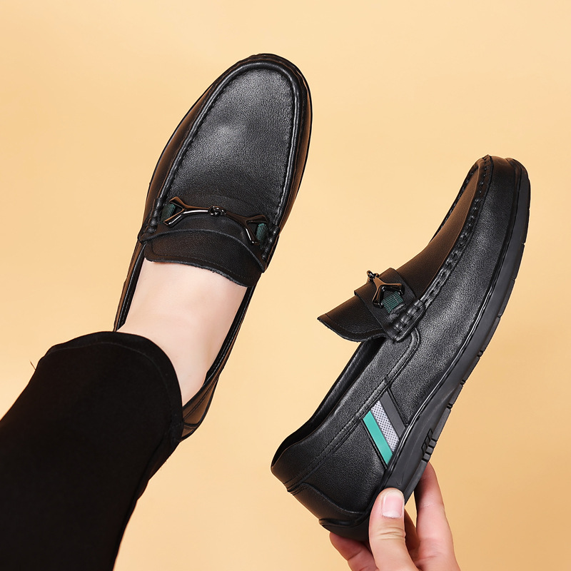 Nueva capa superior de piel de vaca zapatos de guisantes para hombres zapatos de cuero genuino moda casual zapatos de cuero europeo papá zapatos de hombre Zapatos individuales suaves