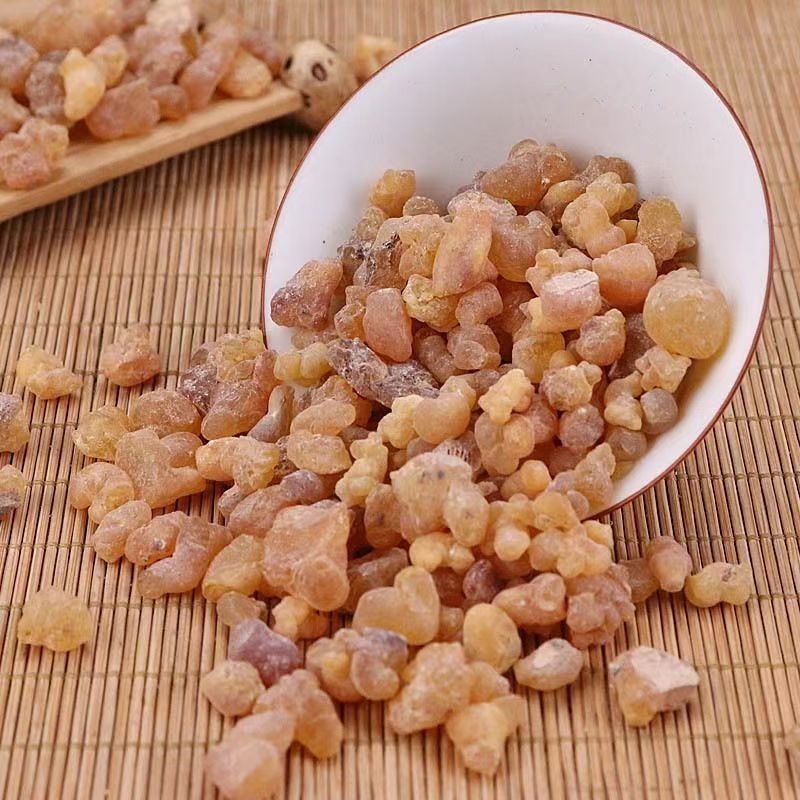 Frankincense Resin Ru Xiang Raw Herb Incense and Traditional Use 500g in use