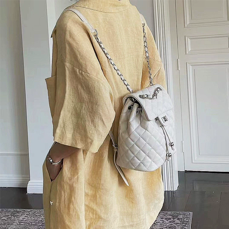 Кожаная цепь, вместительный маленький рюкзак, кожаная кожа, стиль Chanel, сумка на цепочке