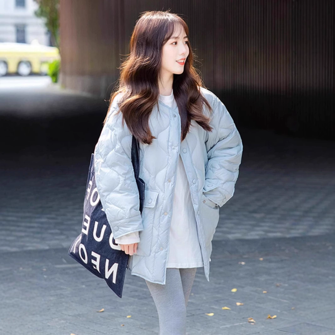 Blue down jacket with diamond pattern with a round collar, Chanel style