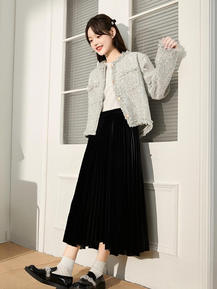 65-160kg Plus Size Women's Half-Length Pleated Skirt 2025 Spring & Fall New Fat Sister Sexy Gold Velvet A-Line Skirt