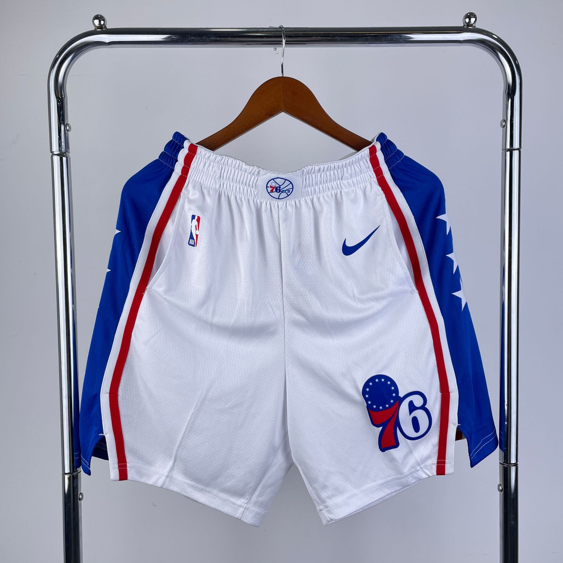 NBA76人队 Basketball Shorts Image 4