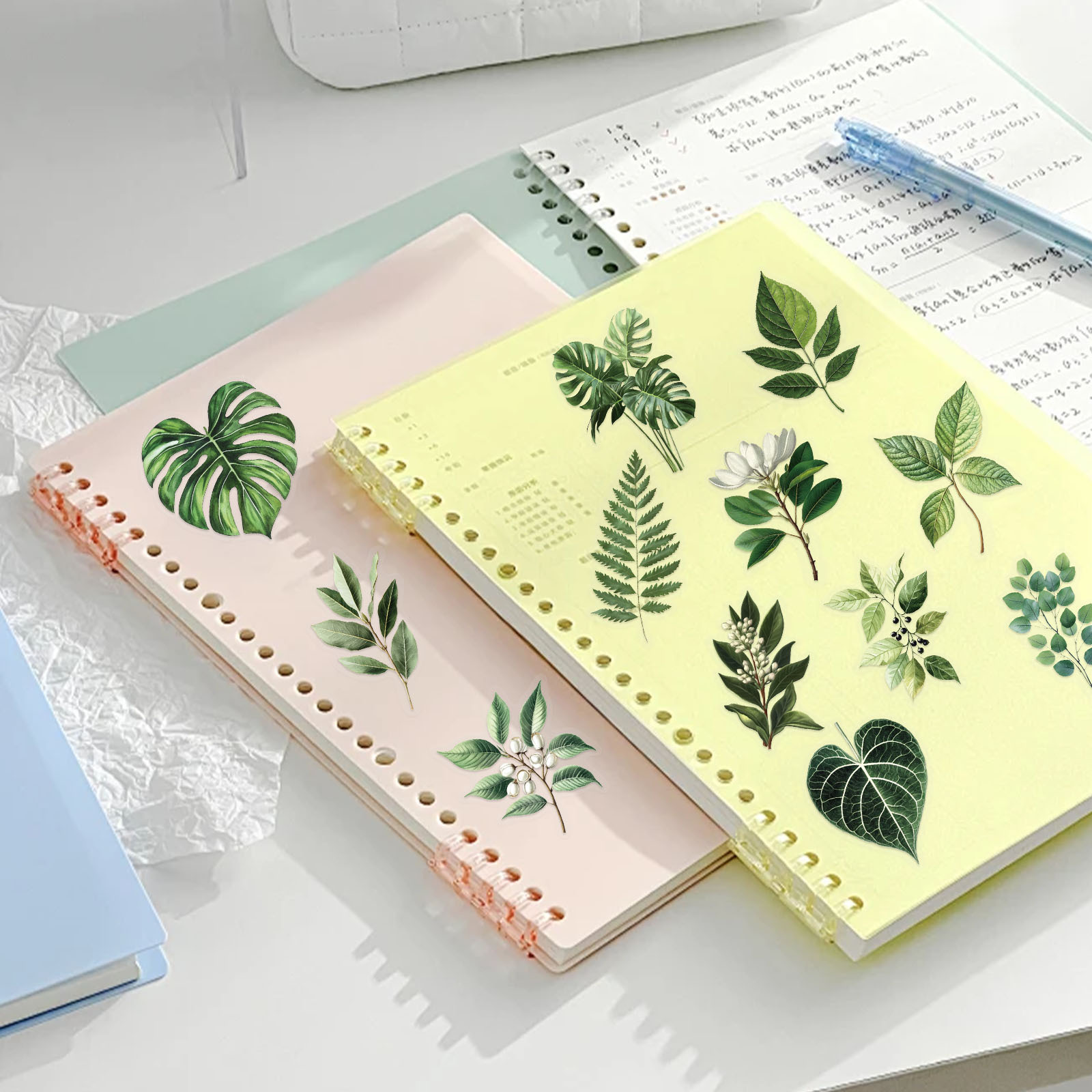 50 hojas verdes transparentes paquete de pegatinas a prueba de agua PET decoración de cuentas de mano cuaderno de guitarra pegatinas de plantas verdes creativas image 4