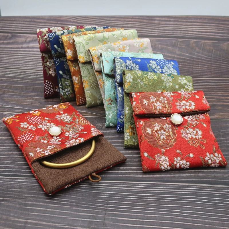 В наличии оптом флип маленькая квадратная сумка Упаковка для ювелирных изделий сумка для хранения ювелирных изделий текстовая игровая сумка Вышивка кошелек маленькая тканевая сумка