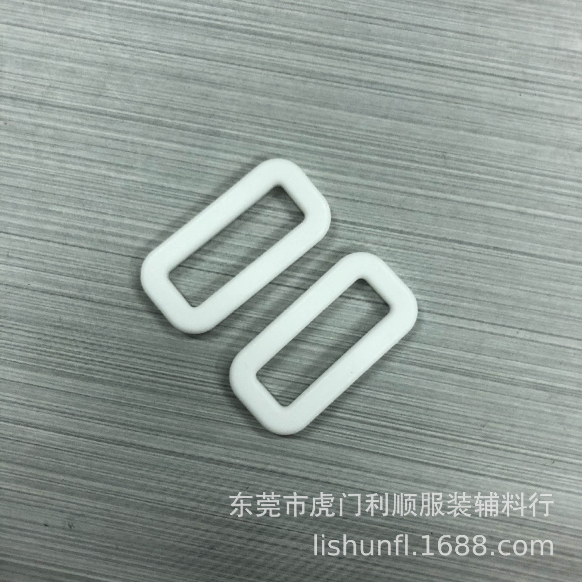 Manufacturer's Spot 20MM Plastic White Square Buckle 6-point White Adjustable Mouth Buckle Rounded Corner Shoe Buckle Square Buckle