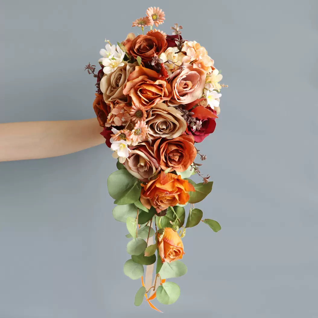 仿真花婚礼新娘水滴手捧花西式结婚拍照瀑布手拿花束婚庆装饰花艺