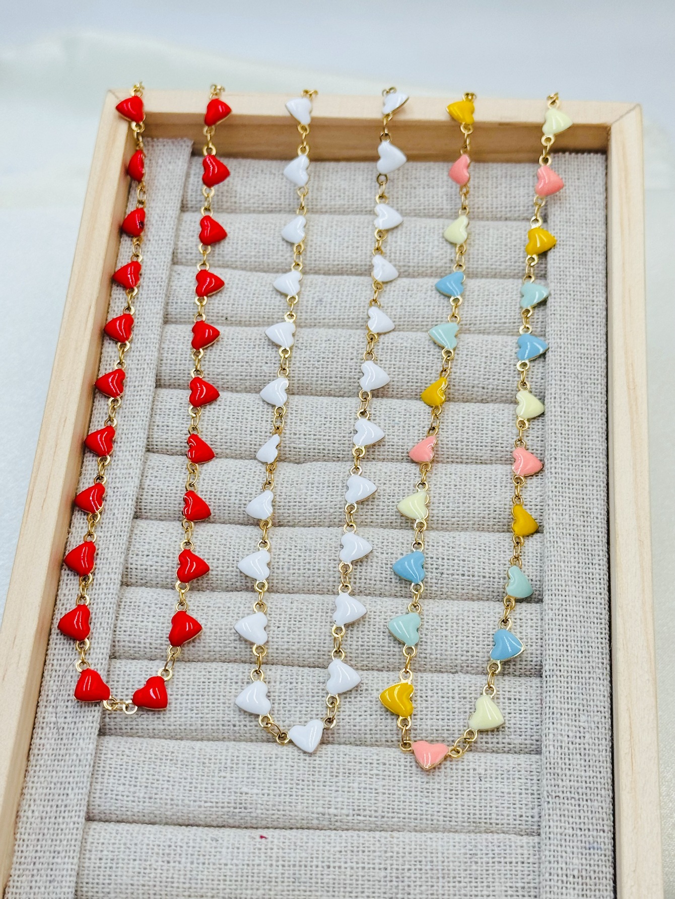 Joyería Al Por Mayor Elegante Forma De Corazón Acero Inoxidable 304 Esmalte Collar Sin Cadena display picture 6