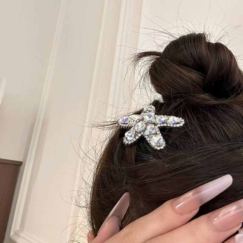 軽い贅沢感！フラッシュラインストーン子犬ヘアピン女性のヘアアクセサリー 2025 新しいカモノハシクリップサイドヘアピンヘアピン|undefined