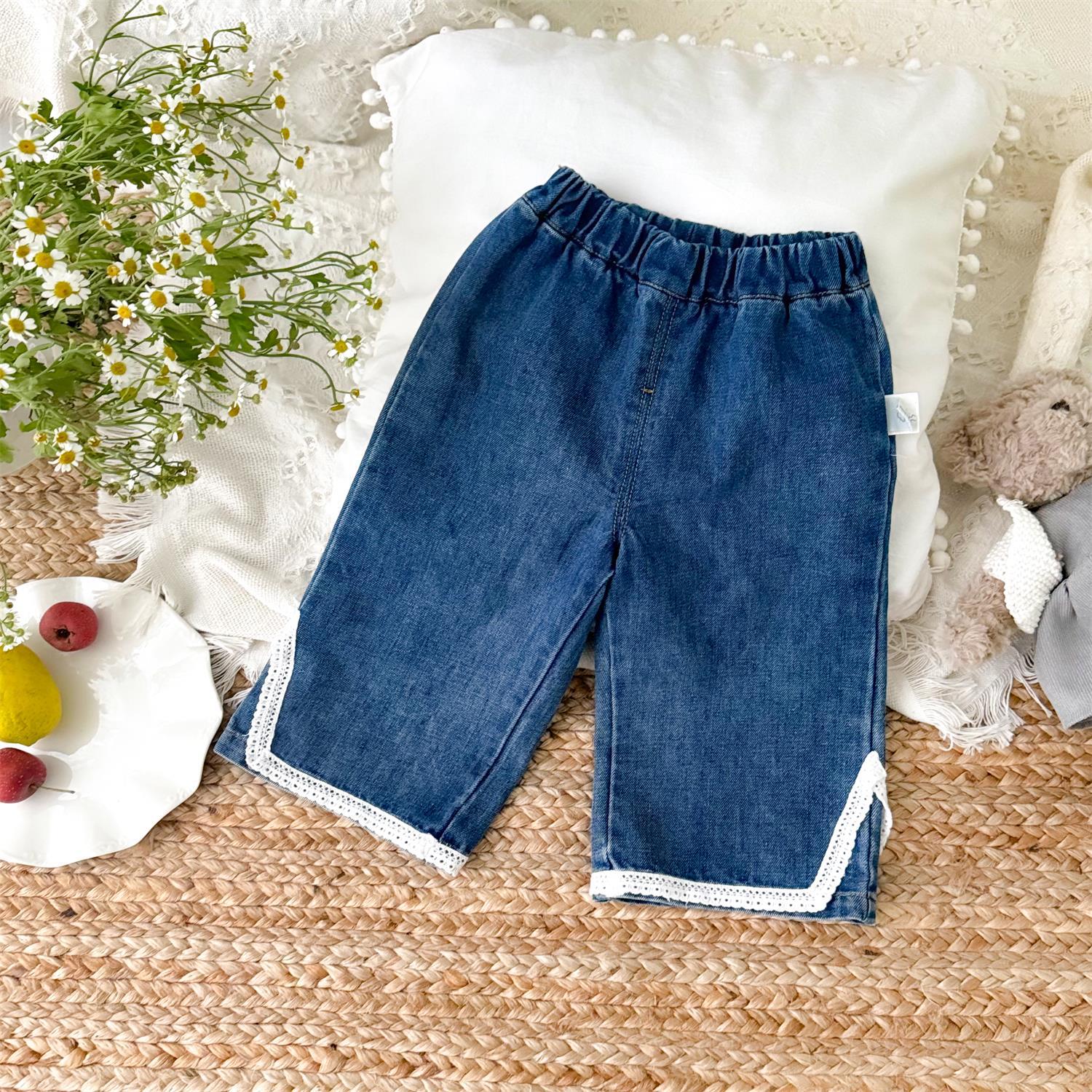 2025 nueva ropa de bebé primavera niña bebé manga larga estilo occidental lindo súper lindo bebé niña dibujos animados traje de manga larga