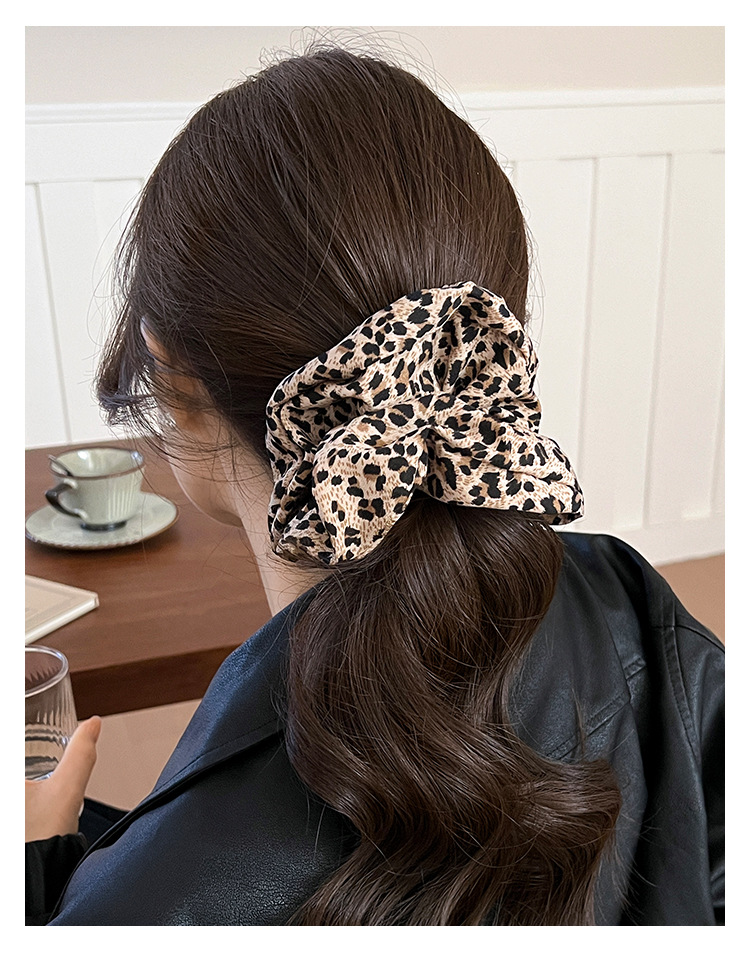 8g Weight Hair Tie Hair Accessories Type 1 Piece Quantity Holiday, Daily Occasion Color Block Pattern Women's Gender Simple Style, Classic Style Style Women's Simple Style Classic Style Color Block Cloth Hair Tie 2