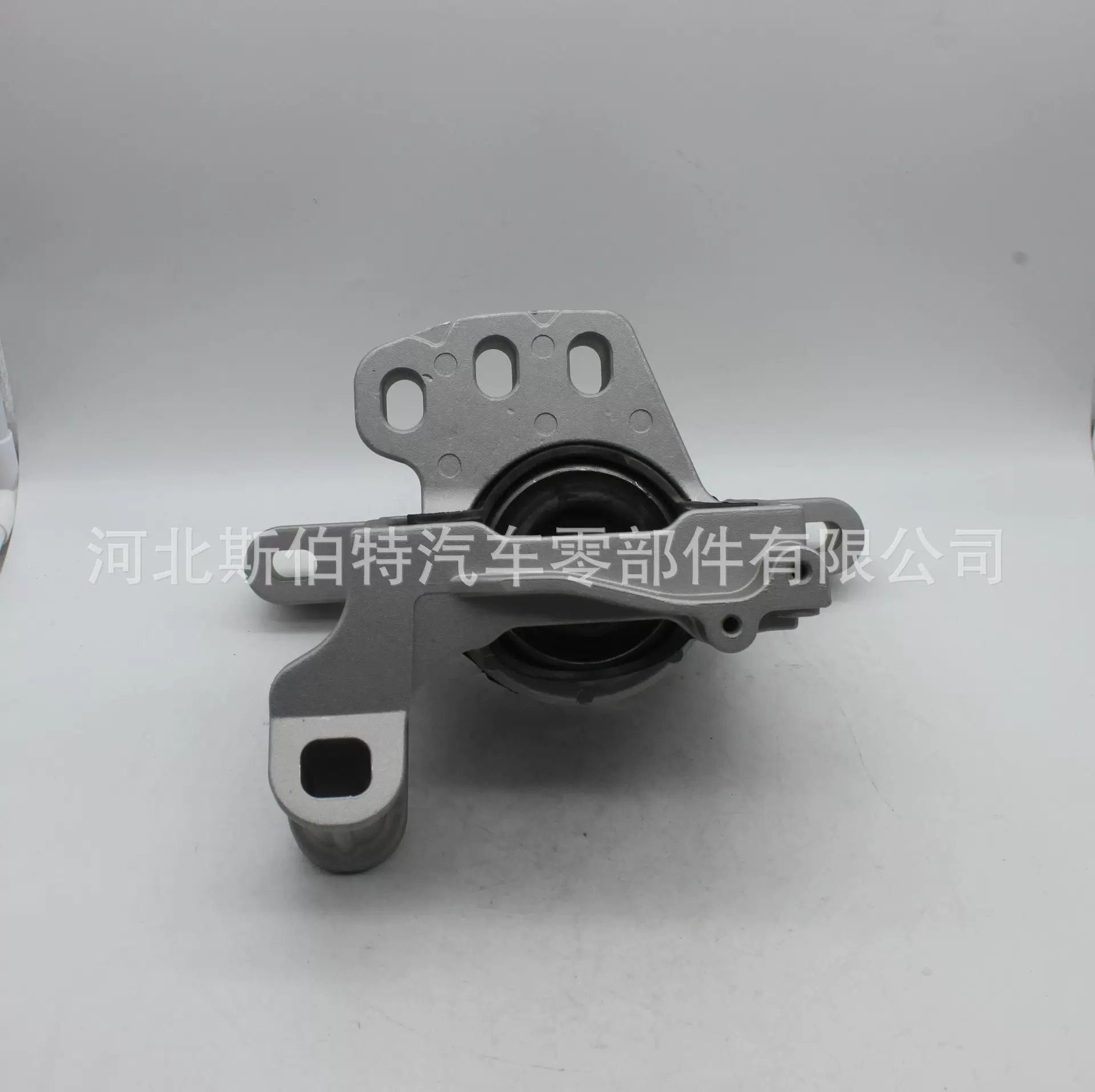 D09T39060A DA6R39060A    适用于马自达  机脚胶R