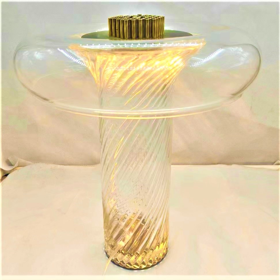 Modern Simple Glass Living Room Creative Table Lamp Nordic Study Bedside Bedside Bedroom Designer Model Room Light Luxury Table Lamp