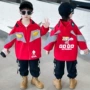 儿童运动秋季男童冲锋衣