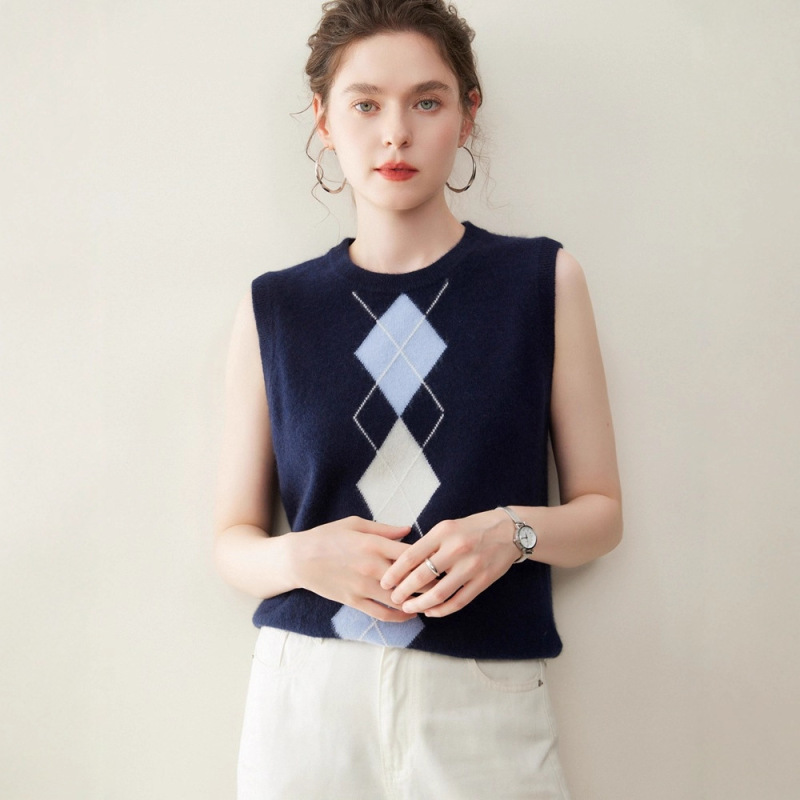 2025 Autumn and Winter New Pure Cashmere Sweater Women's Round Neck Diamond Plaid Sleeveless Knitted Vest Vest Sweater Vest 2025 Autumn and Winter New Pure Cashmere Sweater Women's Round Neck Diamond Plaid Sleeveless Knitted Vest Vest Sweater Vest