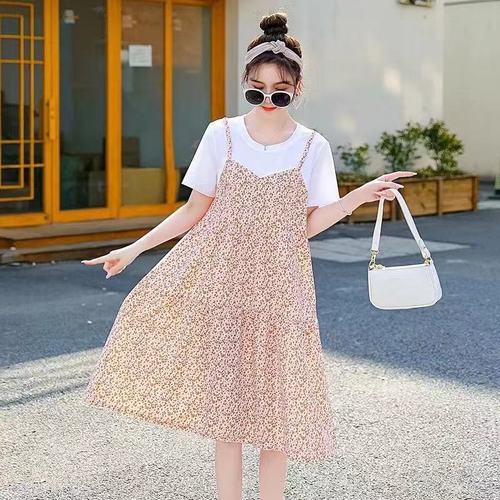 Pregnant women's floral two-piece dress set, Korean style loose medium-long dress, trendy for outdoor and home use.