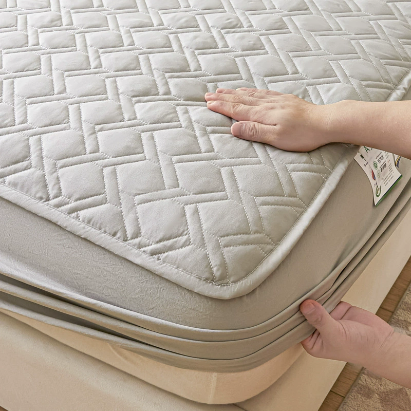 Quilted sheet, non-slip bedspread, dustproof protective bag