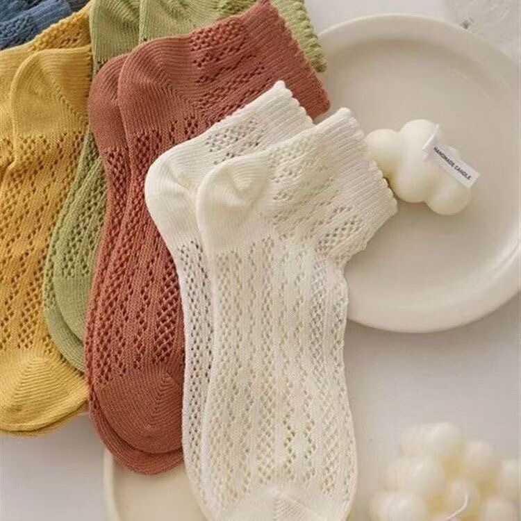 Zhuji Women's Boat Socks, Spring and Summer Thin Sports Low-Cut Mesh Sweat-Absorbing Cream Breathable Versatile Short Socks Zhuji Women's Boat Socks, Spring and Summer Thin Sports Low-Cut Mesh Sweat-Absorbing Cream Breathable Versatile Short Socks