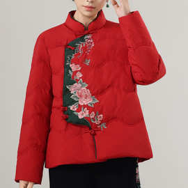 2025冬季新款国风刺绣复古盘扣90白鸭绒立领斜襟气质短款羽绒服女