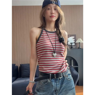 ��ϵ���eײɫ�l�y���ֵ�������Ů�ļ��⴩�ڸ�������A�I�o������