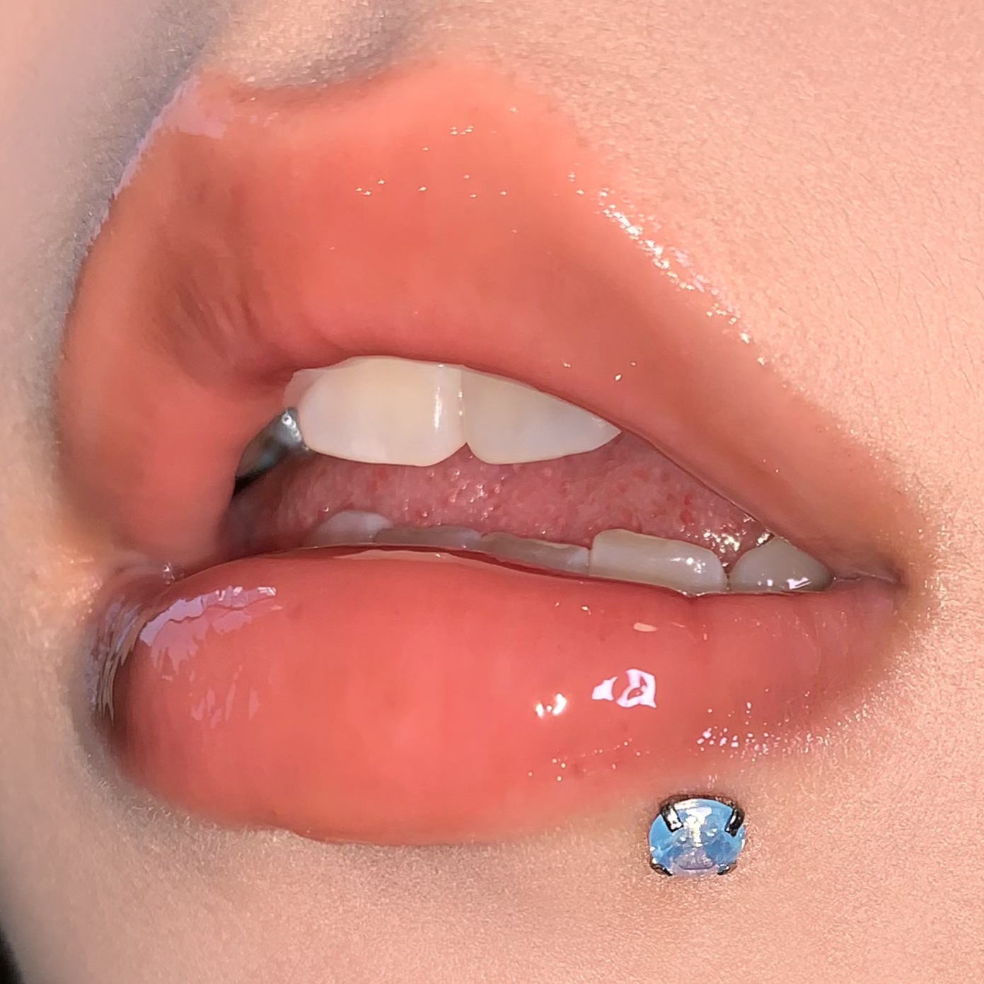 Flash Opal Lip Nail Steel Titanium Internal Thread Lip Piercing Jewelry Straight Barbell for Hot Girl Body Jewelry Wholesale detail image 12