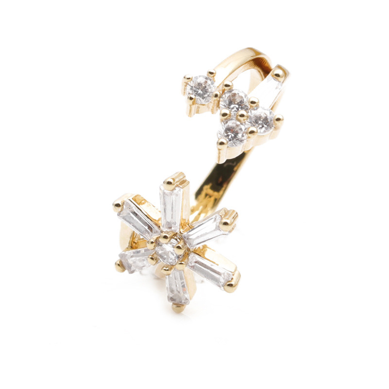 Fashion Copper Inlaid White Zircon Snowflake Ring display picture 1