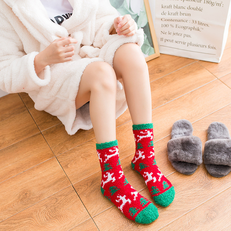 冬の靴下サンゴのベルベットのクリスマスの靴下の子供のサンタクロースの家の保温の床の靴下のヘラジカの漫画の睡眠の靴下|undefined