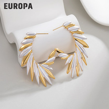 ����P�ײɫ��ëc�ζ��h����ɫ�r�к��s�߼��ж���OӋ��С��