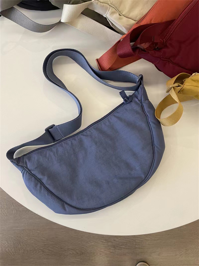 Femmes Toutes Les Saisons Nylon Mignon Sac En Forme De Nuage display picture 3