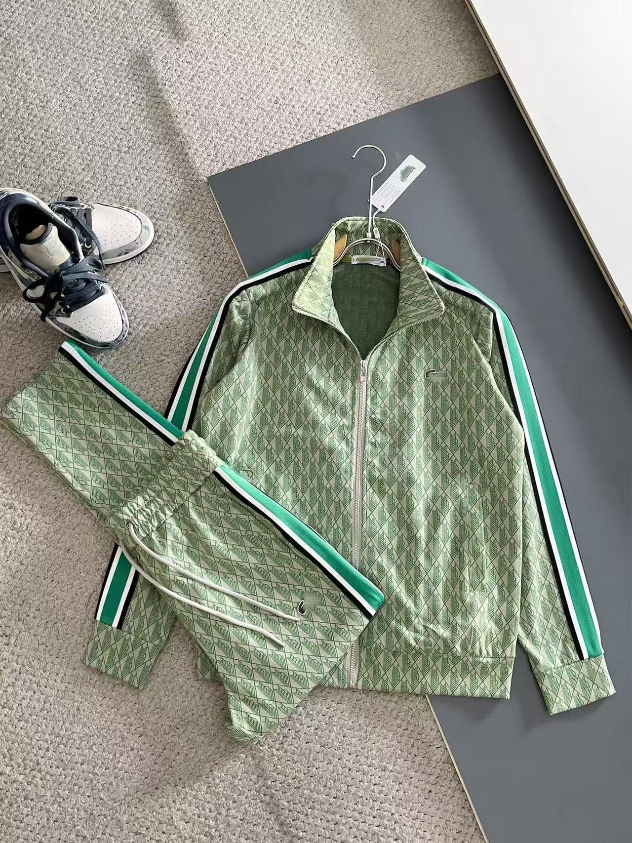 Ocean green / M