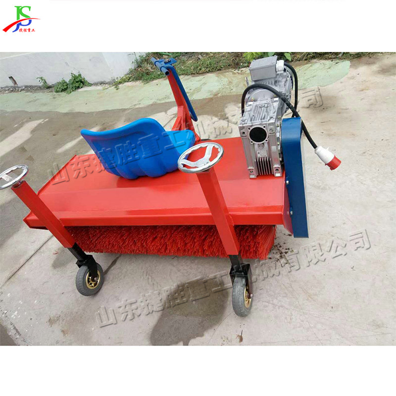 Máquina de peinado de césped tipo coche pequeña máquina de peinado de césped